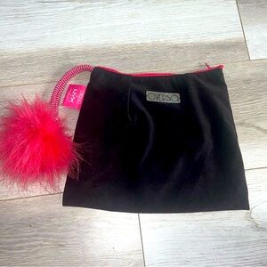 NEW ✨nyx zipper cosmetic bags with pink furry pomp Pom
